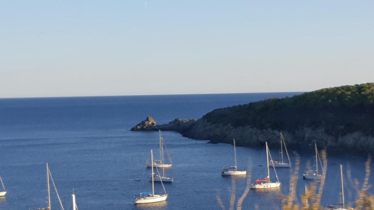 Residence La Calle Isola D'Elba Εξωτερικό φωτογραφία